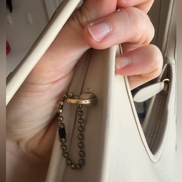 Coach Ergo Cream leather shoulder purse bag - Picture 8 of 15